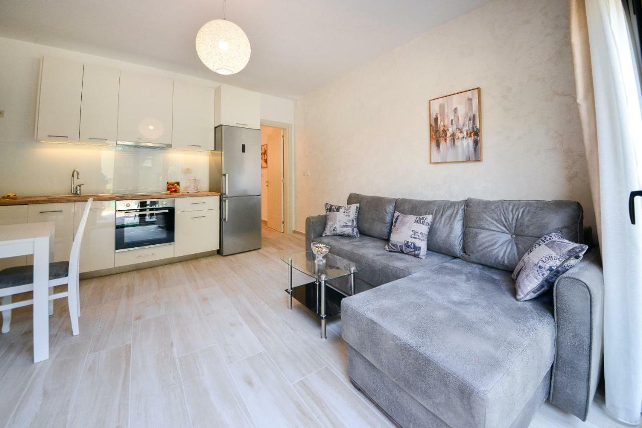 Brand New Apartments スヴェティ・ステファン エクステリア 写真